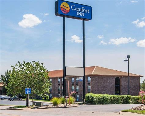 Comfort inn branson - Reunion Lodges at Thousand Hills 9.2 Excellent (5 reviews) 0.12 mi Outdoor pool, Indoor pool, Fitness centre £363+. 2-star hotel. Green Gables Inn 8.2 Excellent (822 reviews) 0.21 mi Outdoor pool, Free Wi-Fi, Tea/coffee maker £75+. 3-star hotel. Residence Inn by Marriott Branson 7.8 Good (96 reviews) 0.18 mi Indoor pool, Fitness centre, Free ...